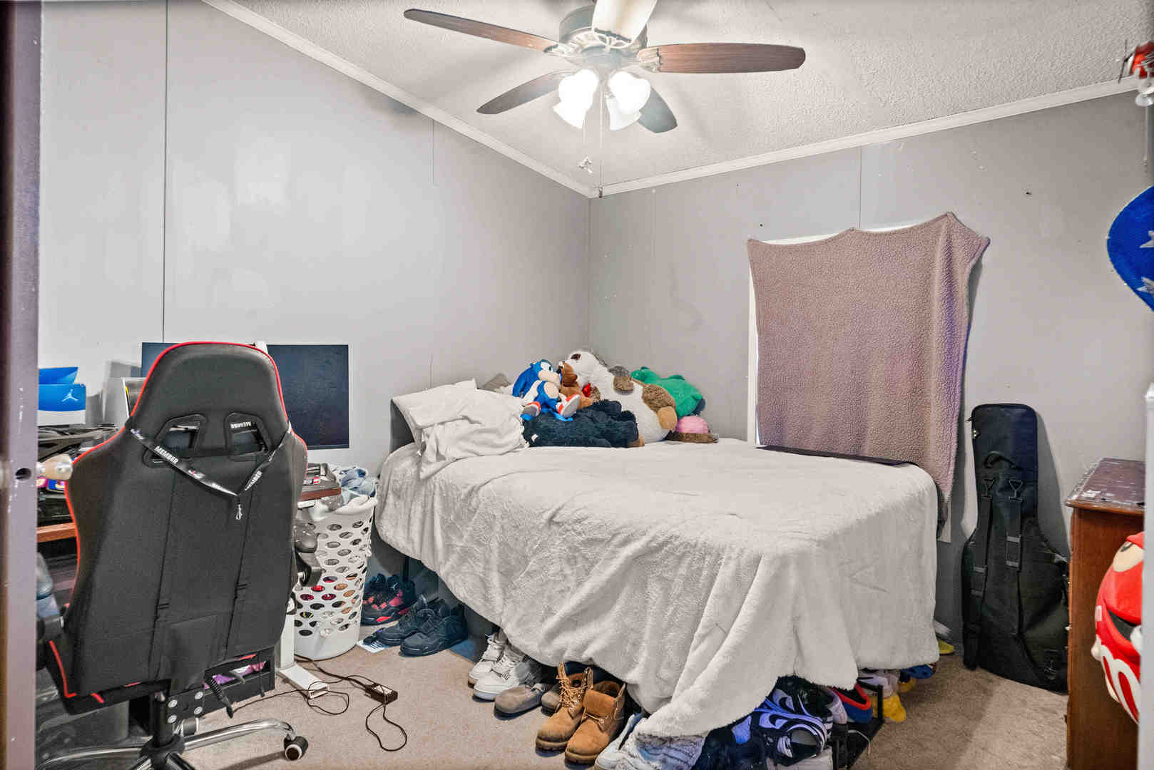 408 Ave G Avenue, Bloomington, IL 61704