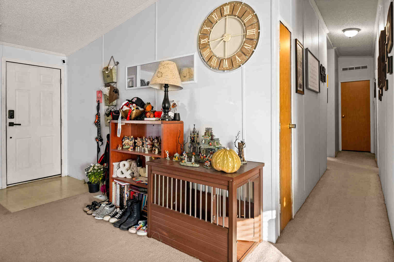 408 Ave G Avenue, Bloomington, IL 61704