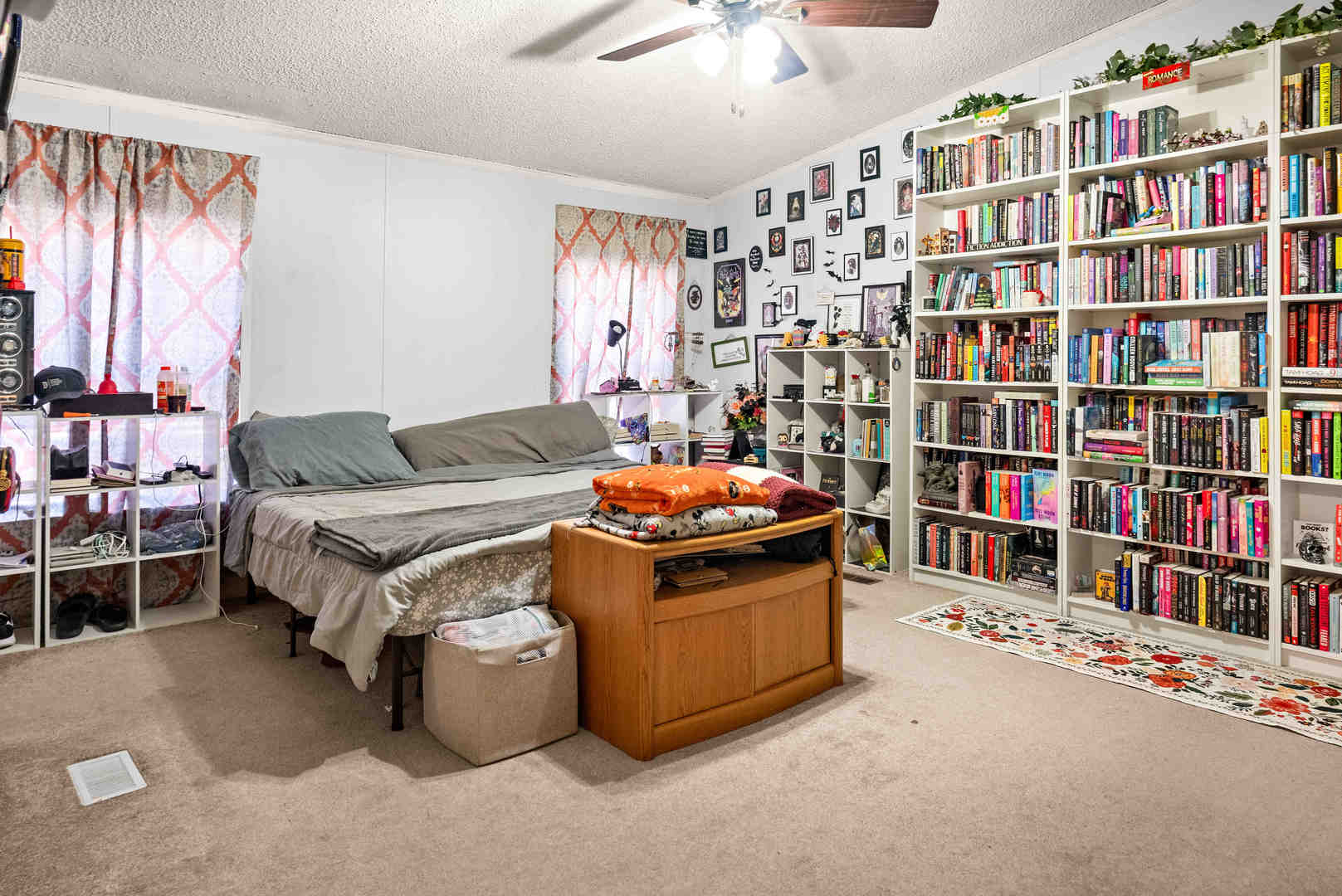 408 Ave G Avenue, Bloomington, IL 61704