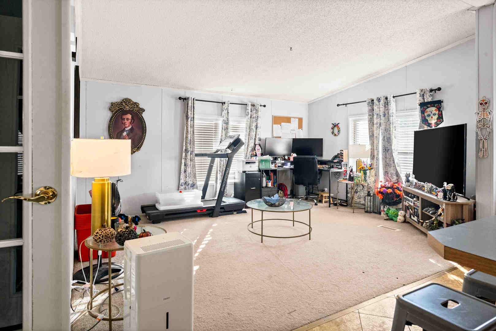 408 Ave G Avenue, Bloomington, IL 61704