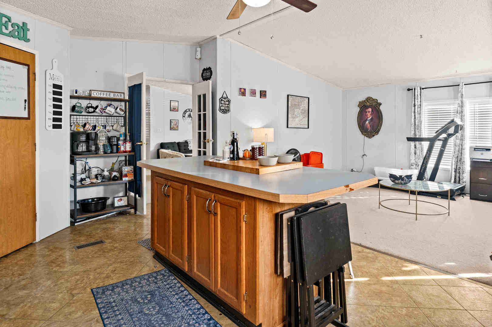 408 Ave G Avenue, Bloomington, IL 61704