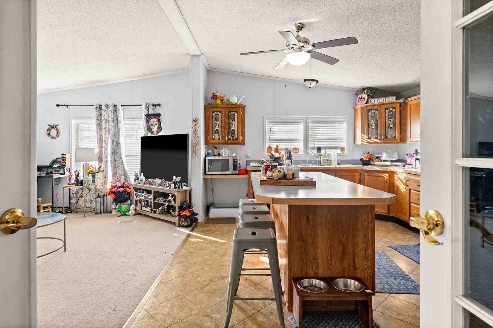 408 Ave G Avenue, Bloomington, IL 61704