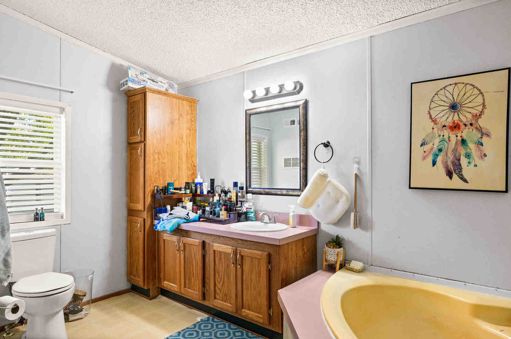 408 Ave G Avenue, Bloomington, IL 61704