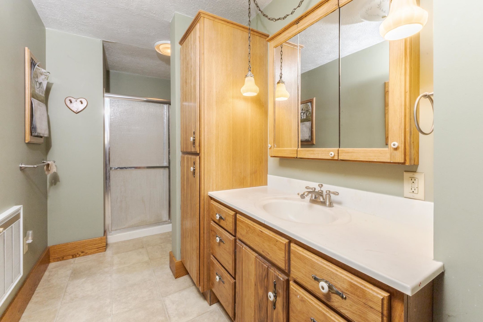 316 W John Street, Forrest, IL 61741