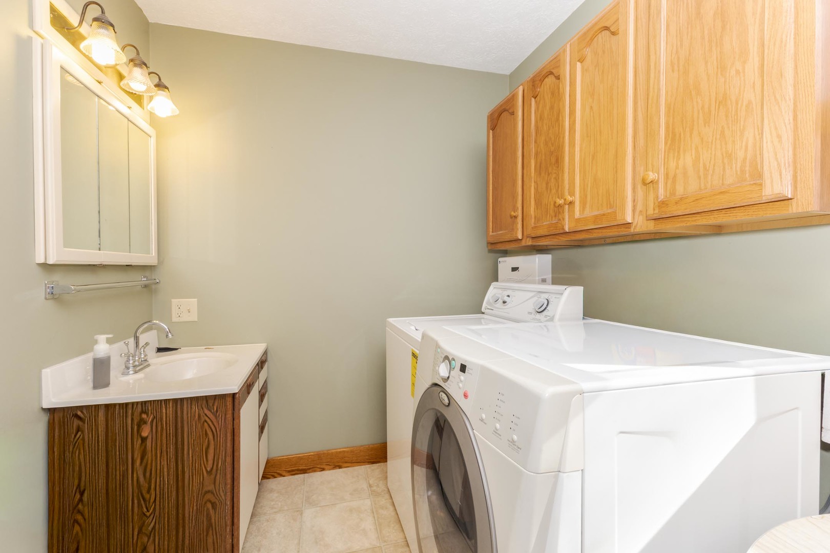 316 W John Street, Forrest, IL 61741