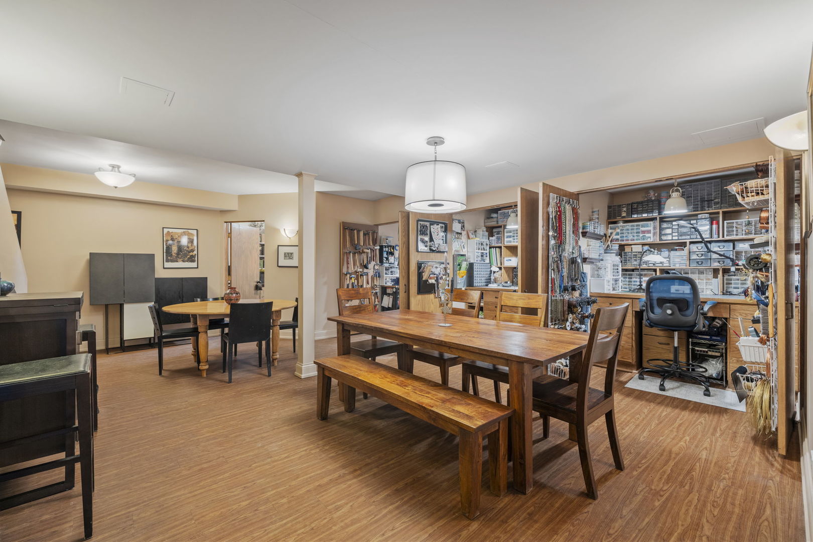 3855 Glendenning Road, Downers Grove, IL 60515