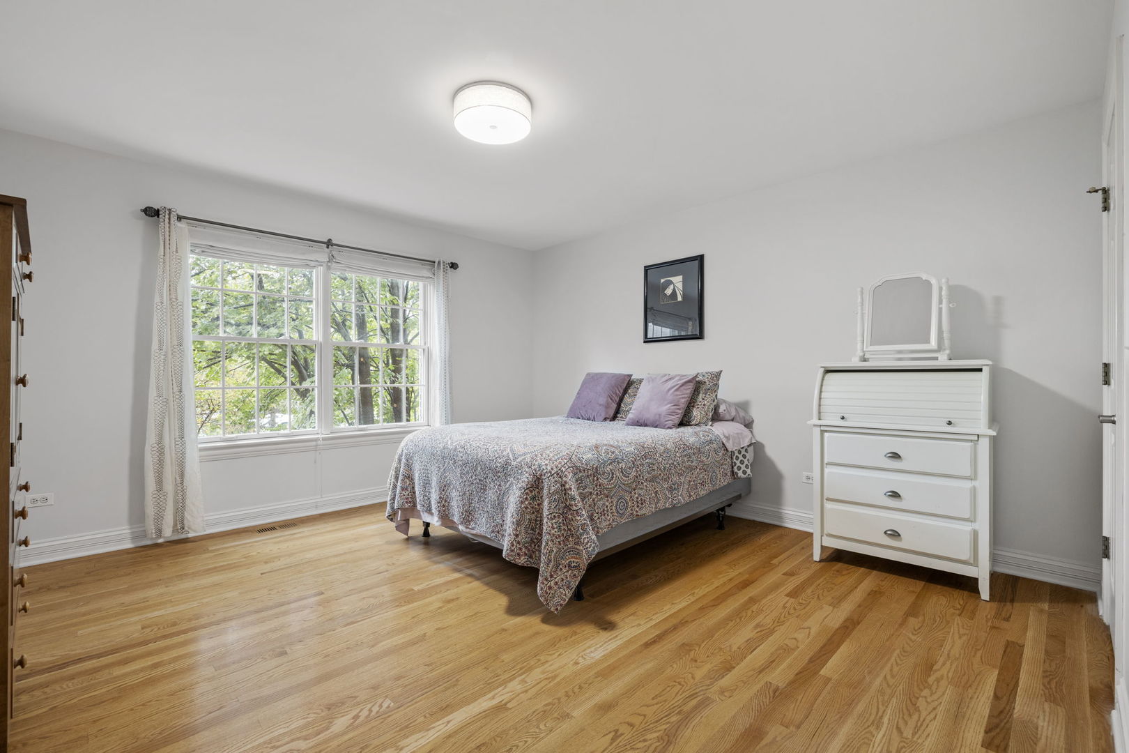 3855 Glendenning Road, Downers Grove, IL 60515