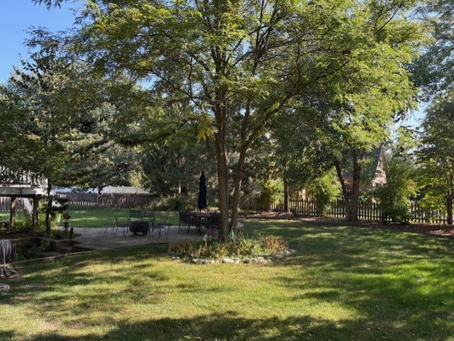 3855 Glendenning Road, Downers Grove, IL 60515