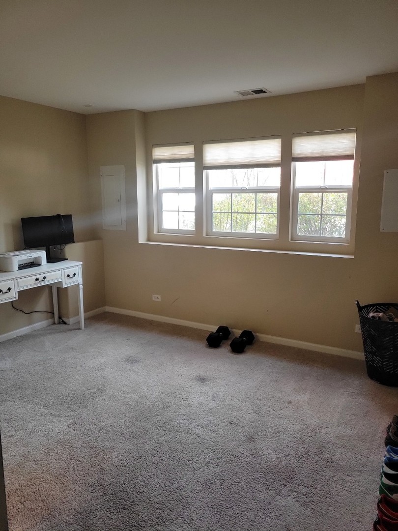 4605 Sawgrass Boulevard, Wadsworth, IL 60083