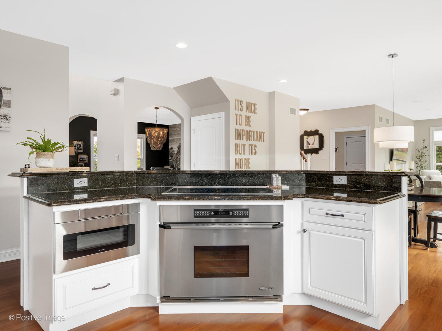 7615 Surini Lane, Crystal Lake, IL 60012