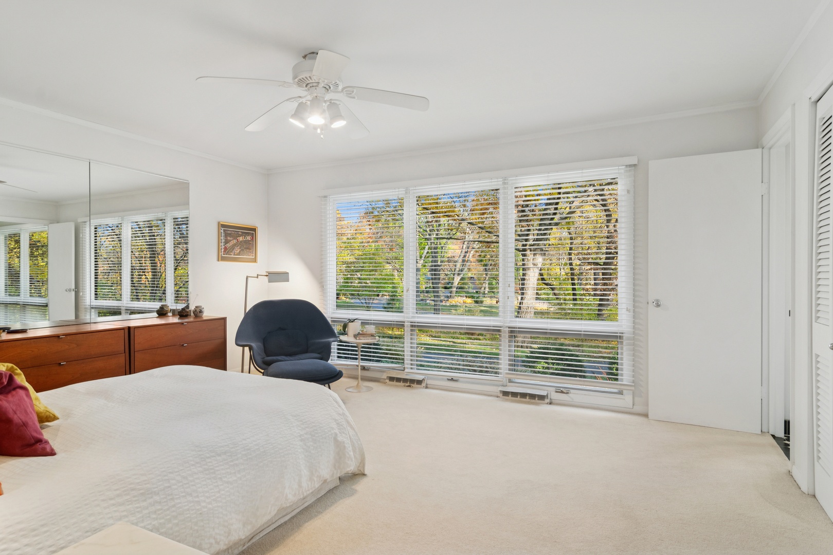 200 Edgewood Lane, Palatine, IL 60067