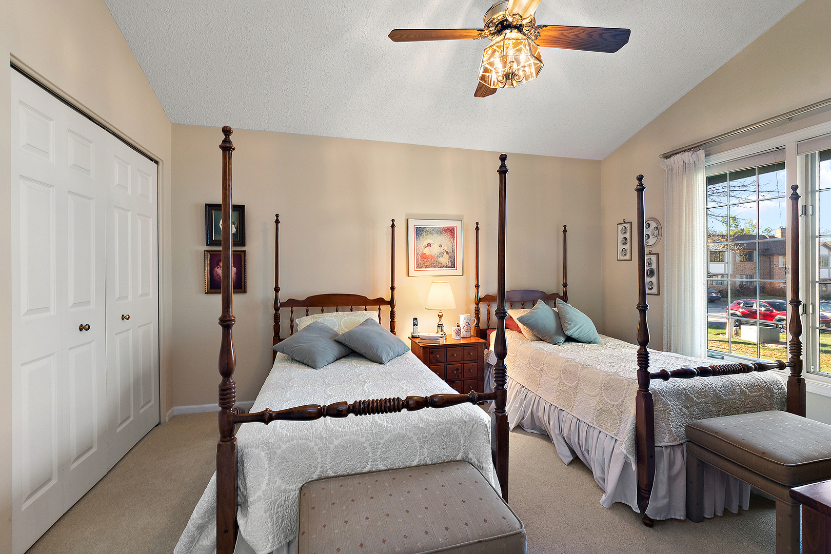 13235 S Westview Drive, Palos Heights, IL 60463