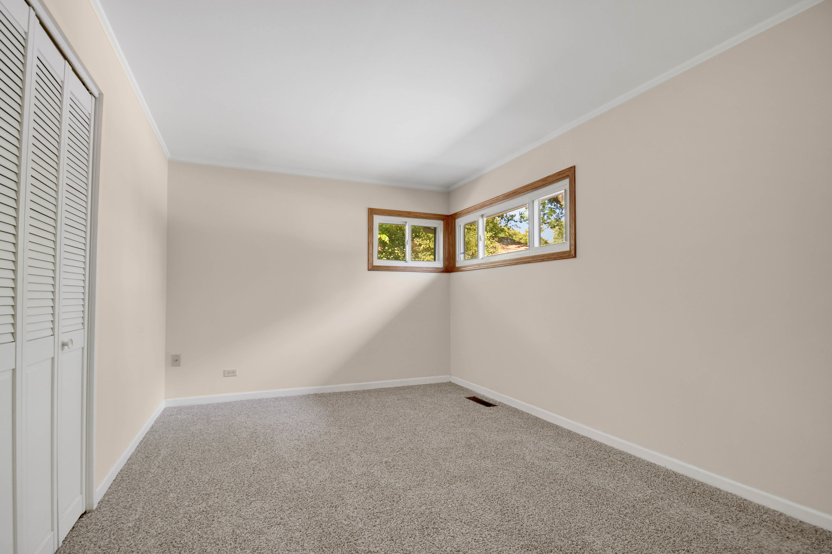 136 Willow Street, Park Forest, IL 60466