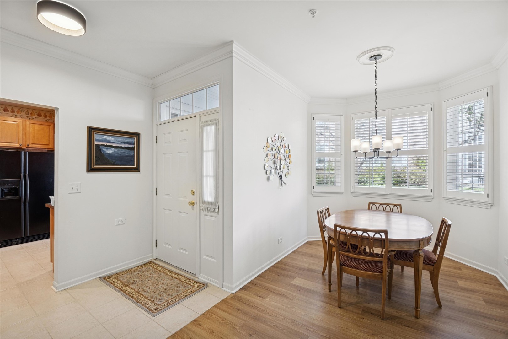 2507 Camberley Circle #1-810, Westchester, IL 60154