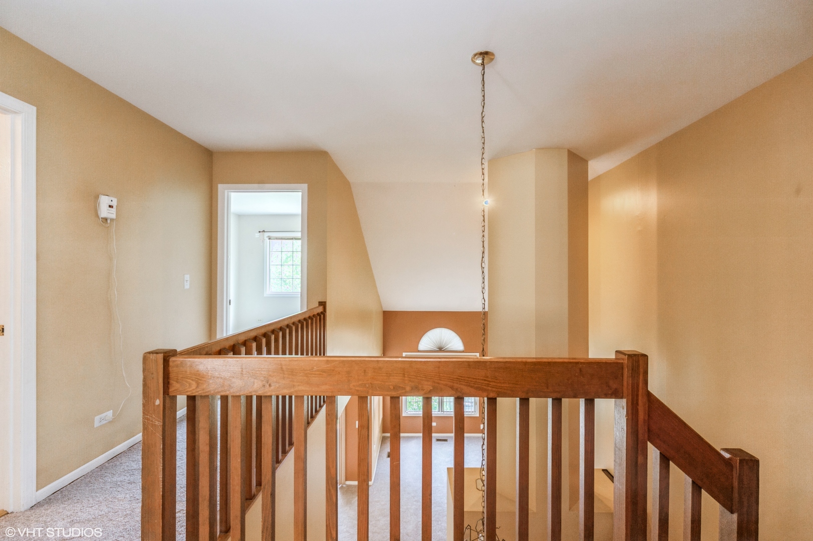 1252 S Parkside Drive, Palatine, IL 60067