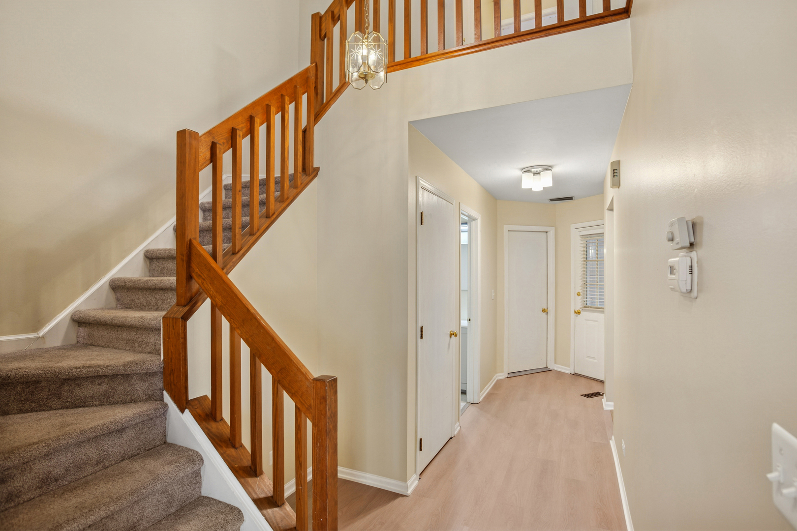 1252 S Parkside Drive, Palatine, IL 60067