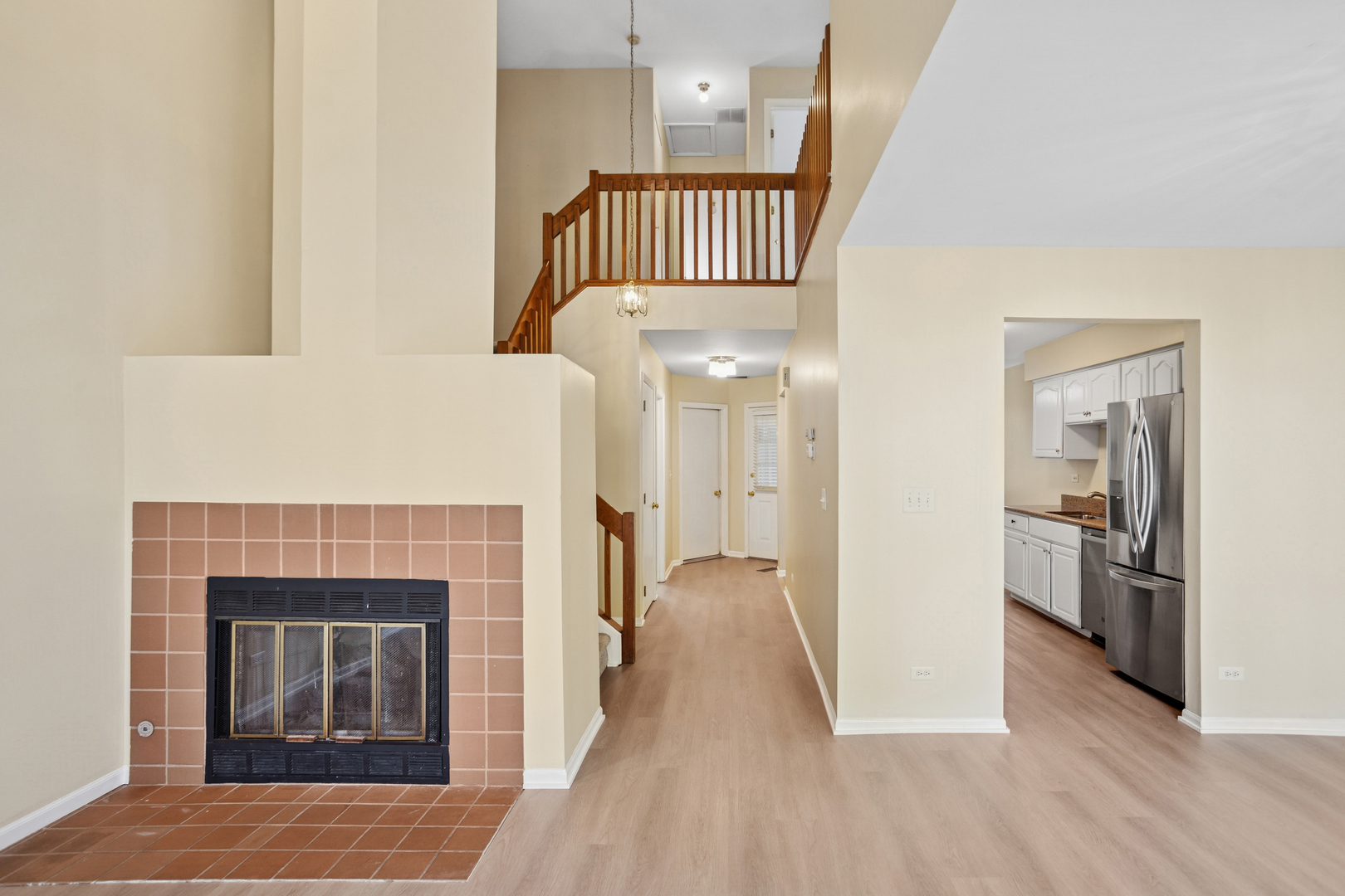 1252 S Parkside Drive, Palatine, IL 60067