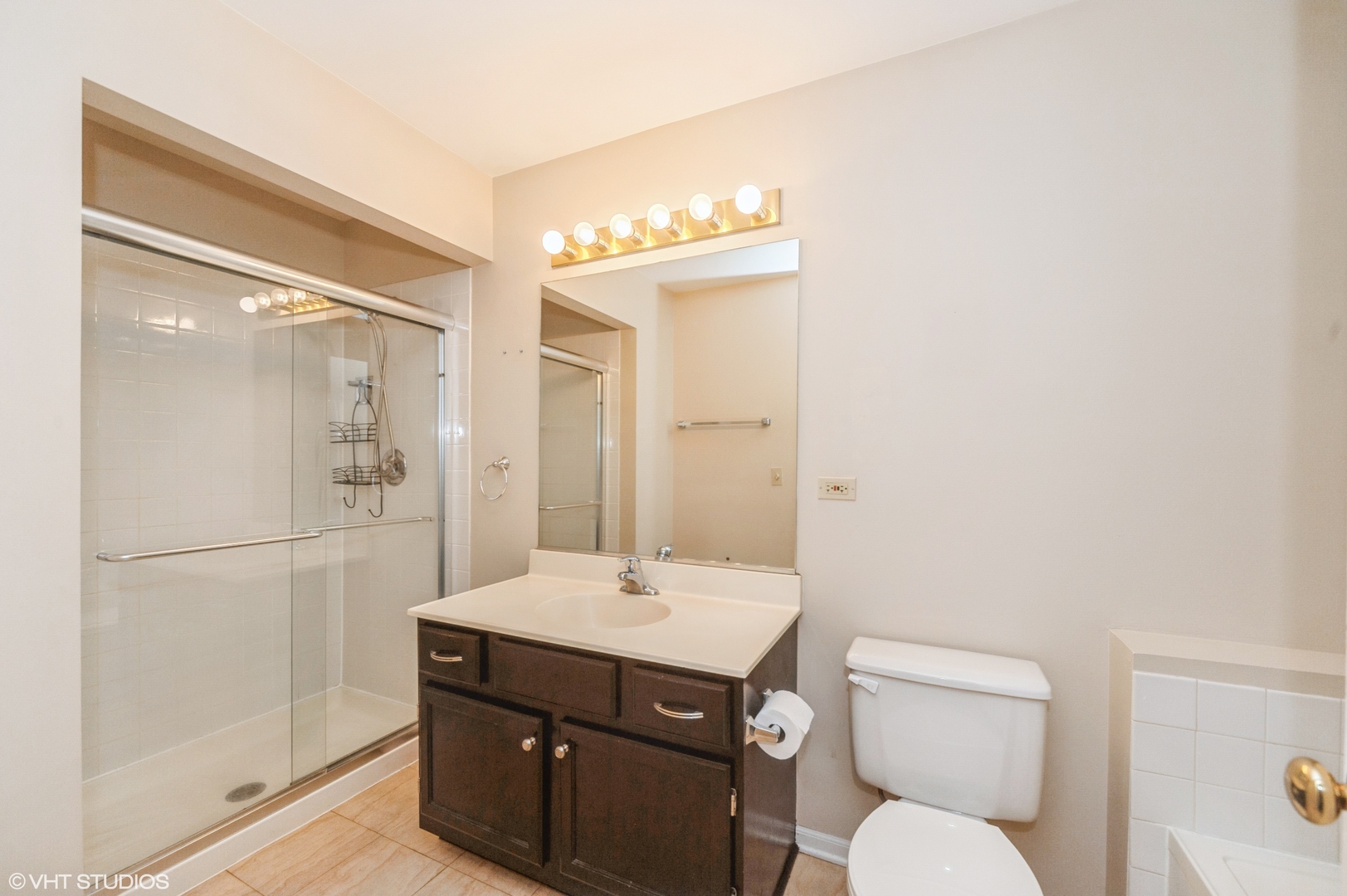 1252 S Parkside Drive, Palatine, IL 60067