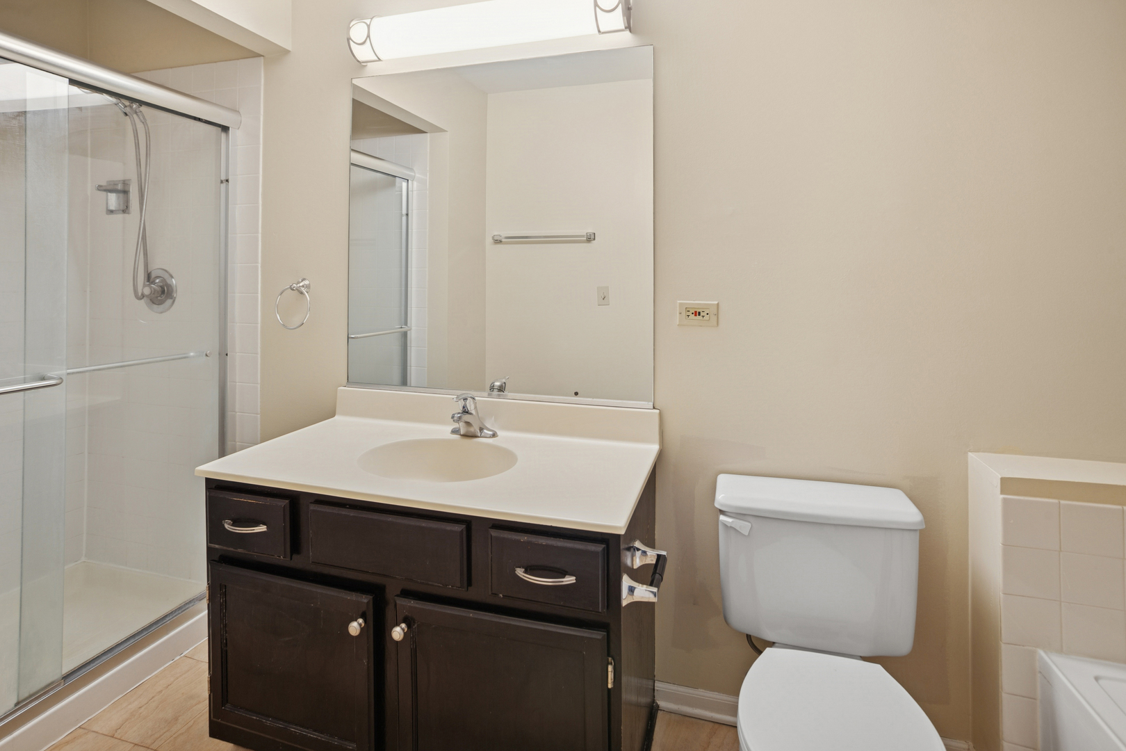 1252 S Parkside Drive, Palatine, IL 60067