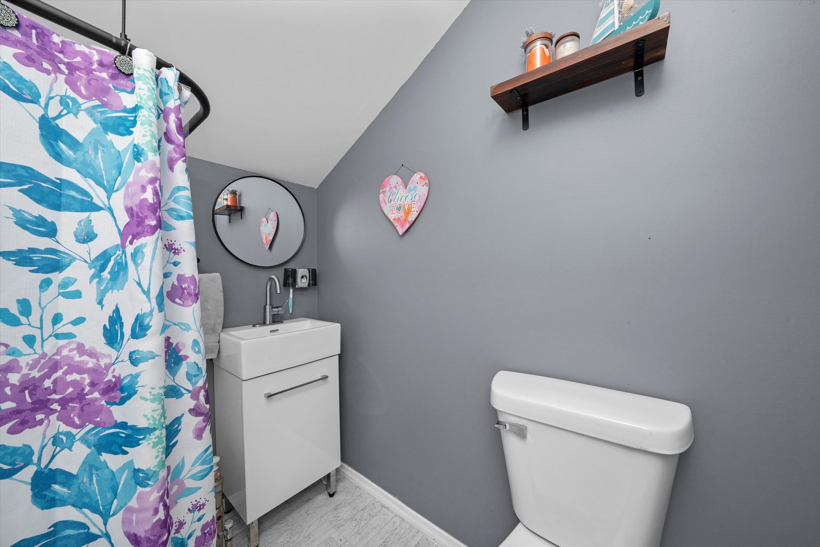 31 E 155th Street, Harvey, IL 60426