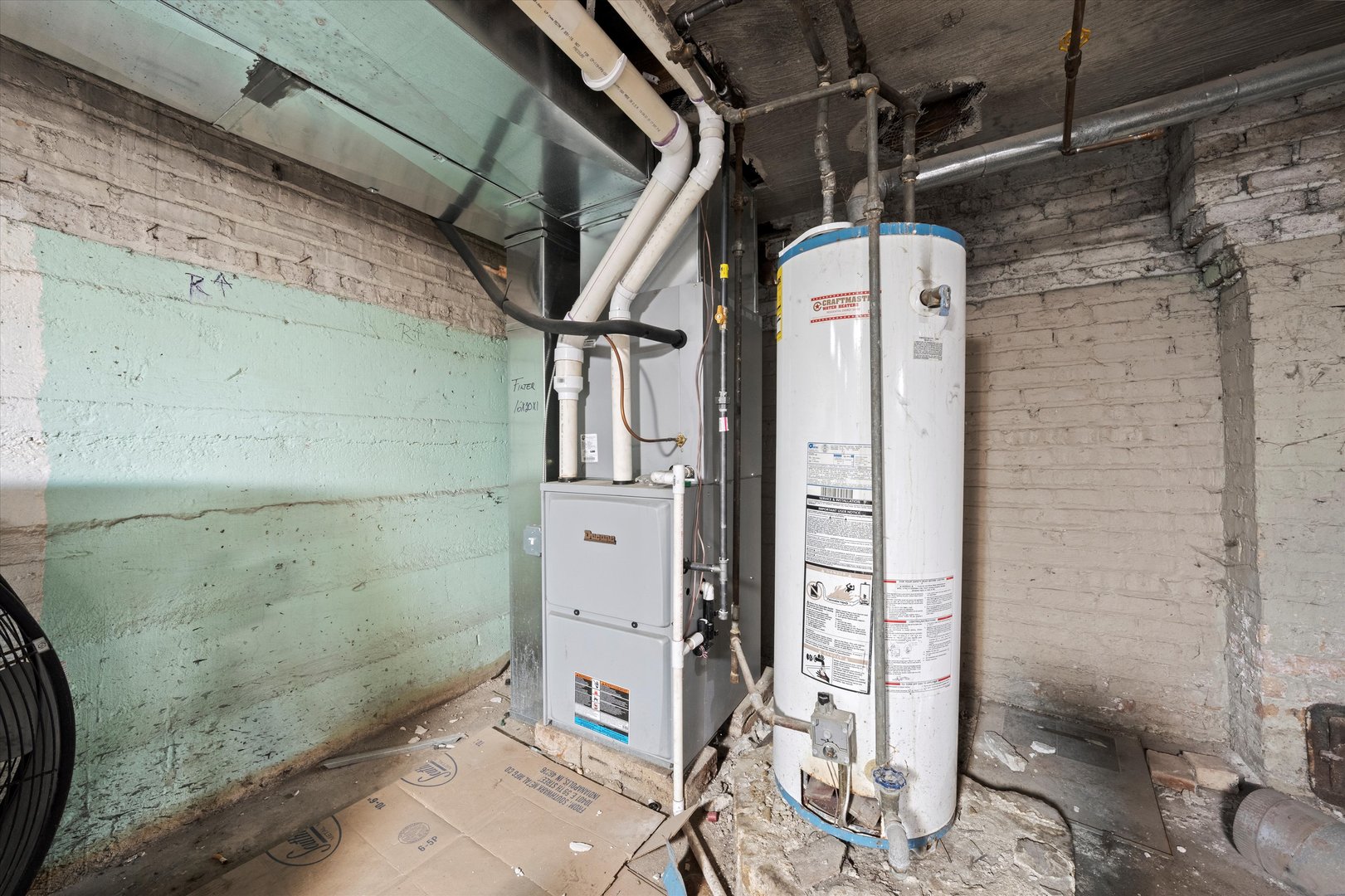 31 E 155th Street, Harvey, IL 60426