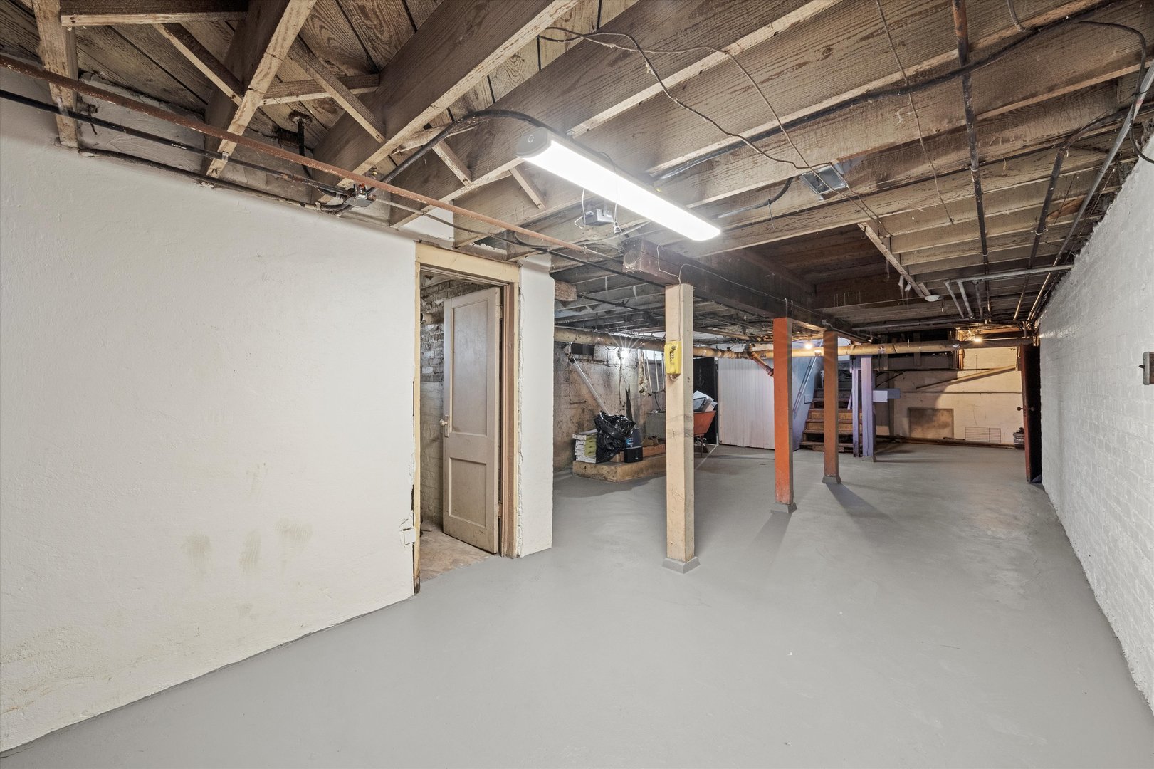 31 E 155th Street, Harvey, IL 60426