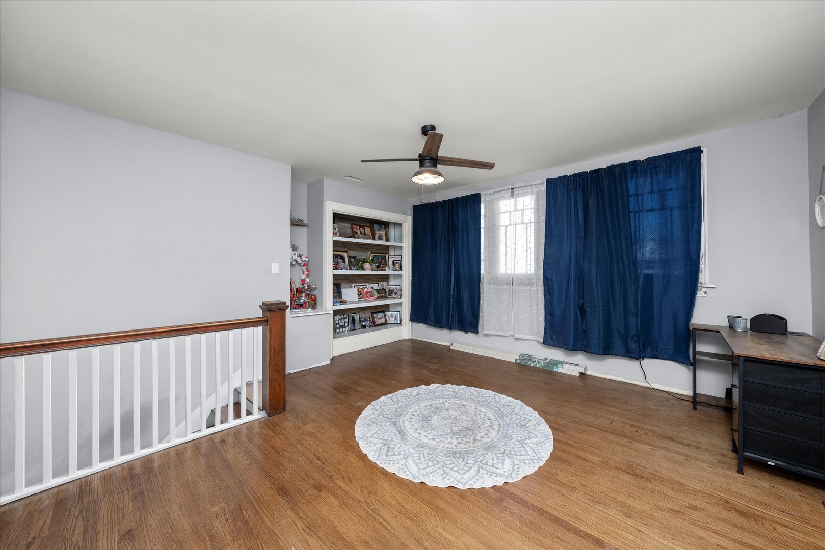 31 E 155th Street, Harvey, IL 60426