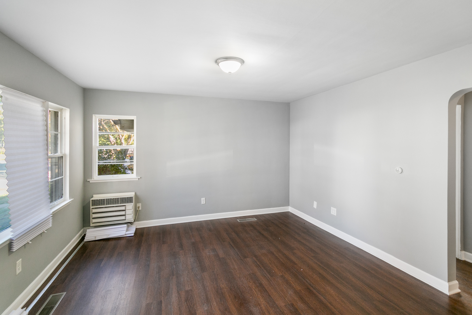 522 W Lawn Street, Bradley, IL 60915