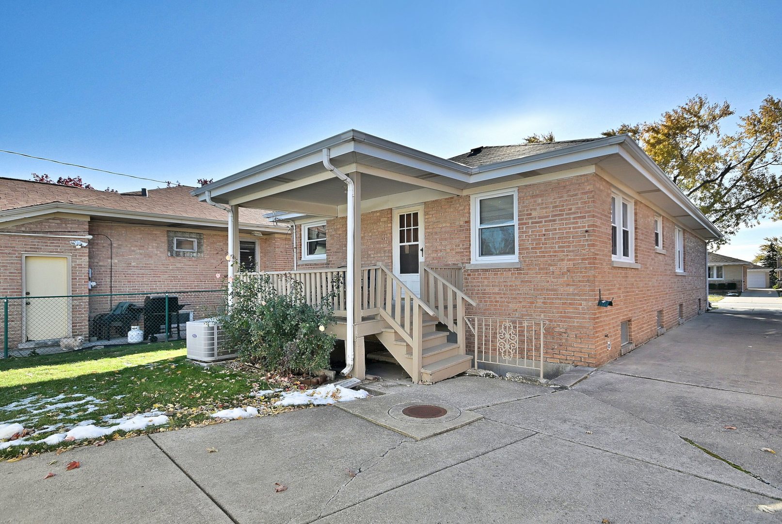 7704 W Windsor Avenue, Norridge, IL 60706