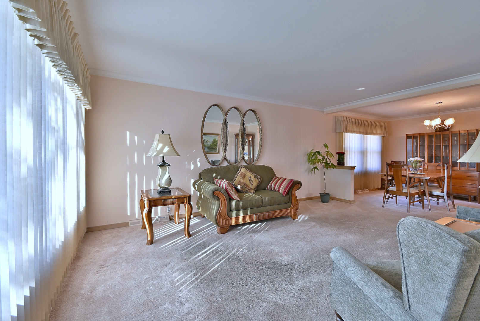 7704 W Windsor Avenue, Norridge, IL 60706