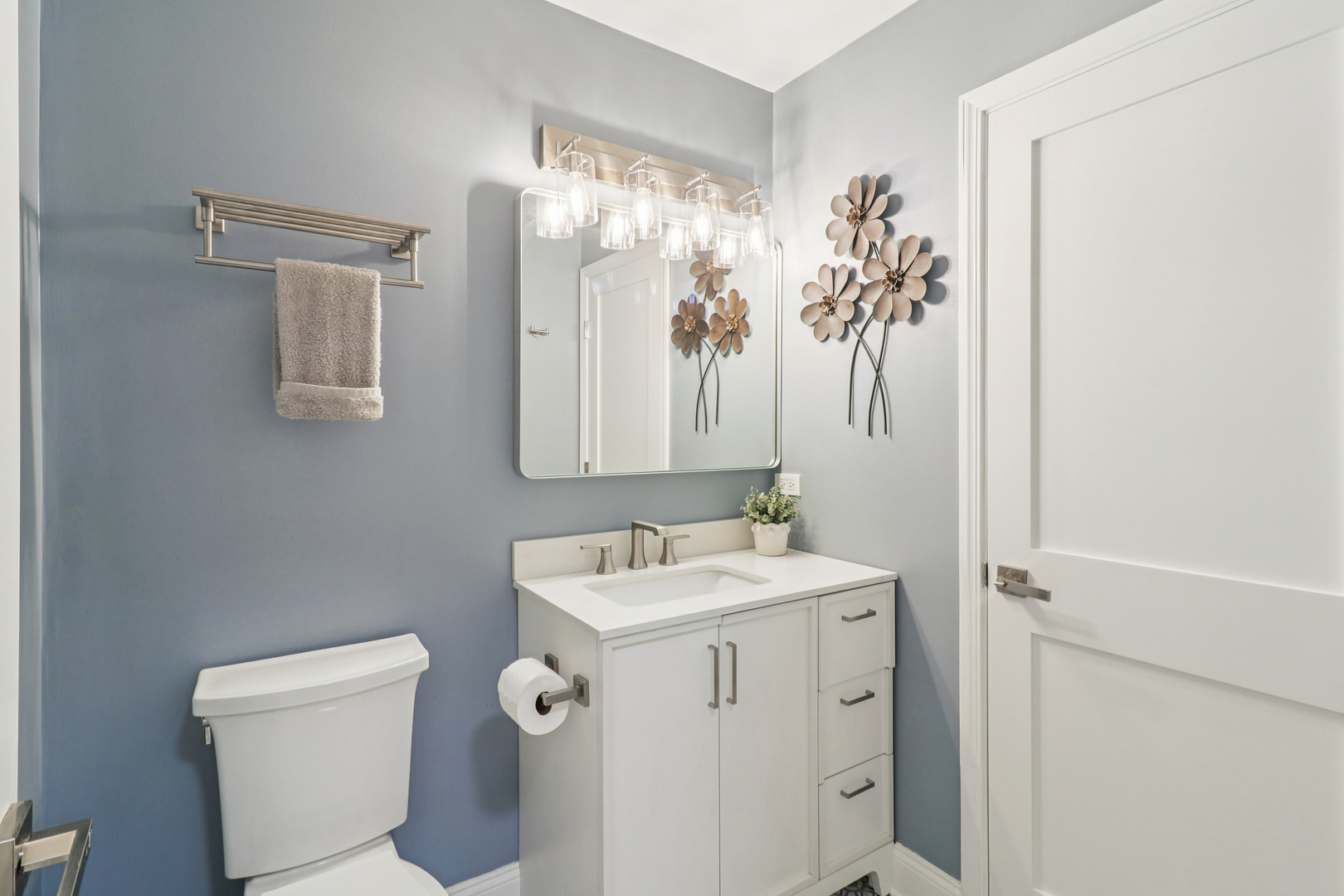 92 Lisk Drive, Hainesville, IL 60030