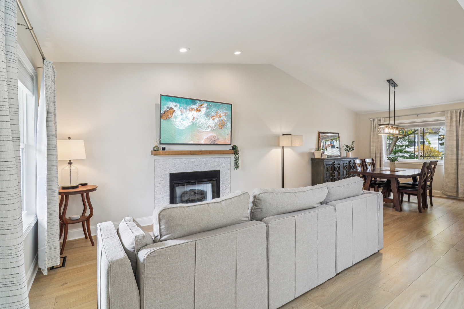 92 Lisk Drive, Hainesville, IL 60030