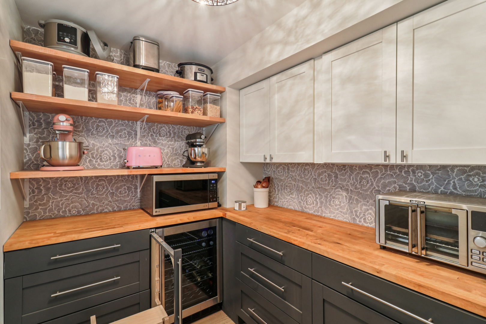 92 Lisk Drive, Hainesville, IL 60030