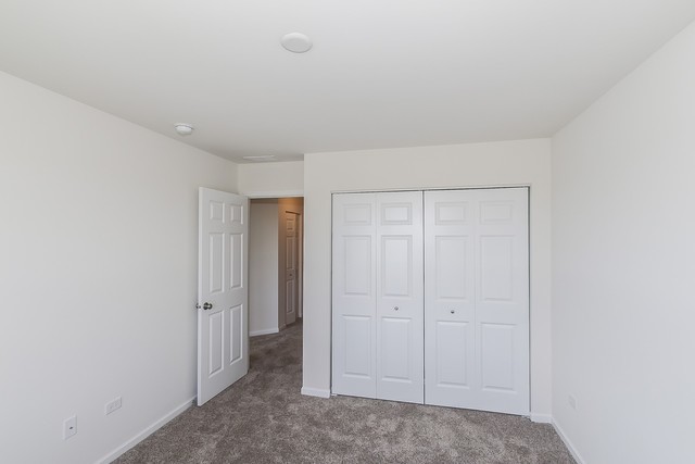 4185 Irving Road, Aurora, IL 60504