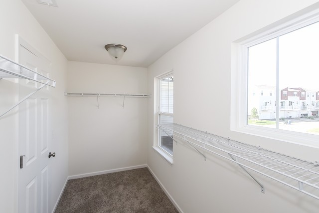 4185 Irving Road, Aurora, IL 60504