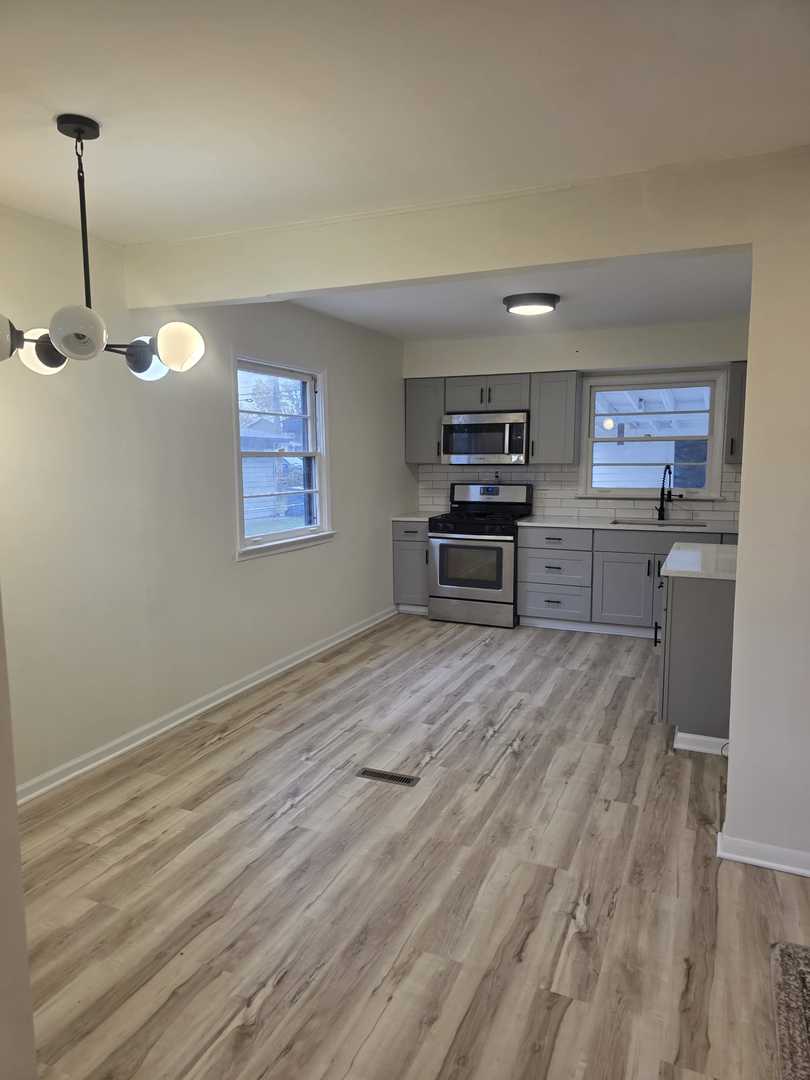 4905 143rd Place, Midlothian, IL 60445