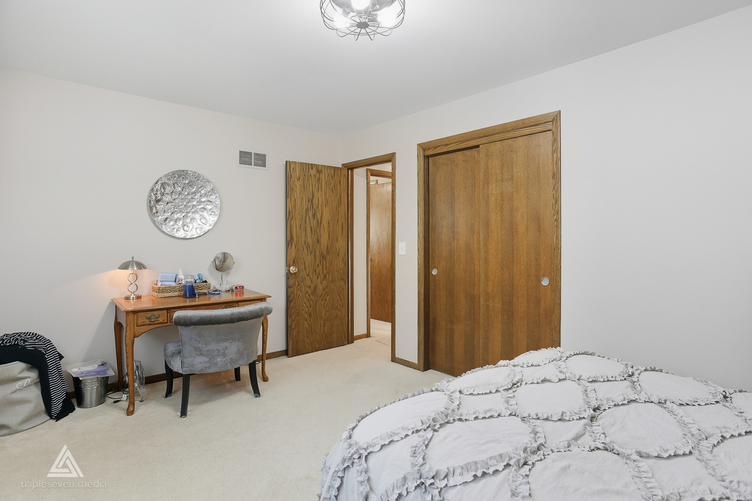 6346 90TH Street, Oak Lawn, IL 60453