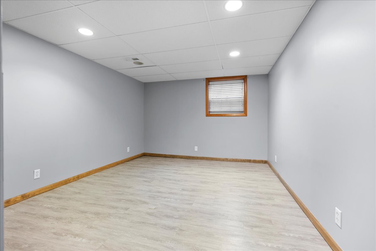 1224 Townley Drive, Bloomington, IL 61704