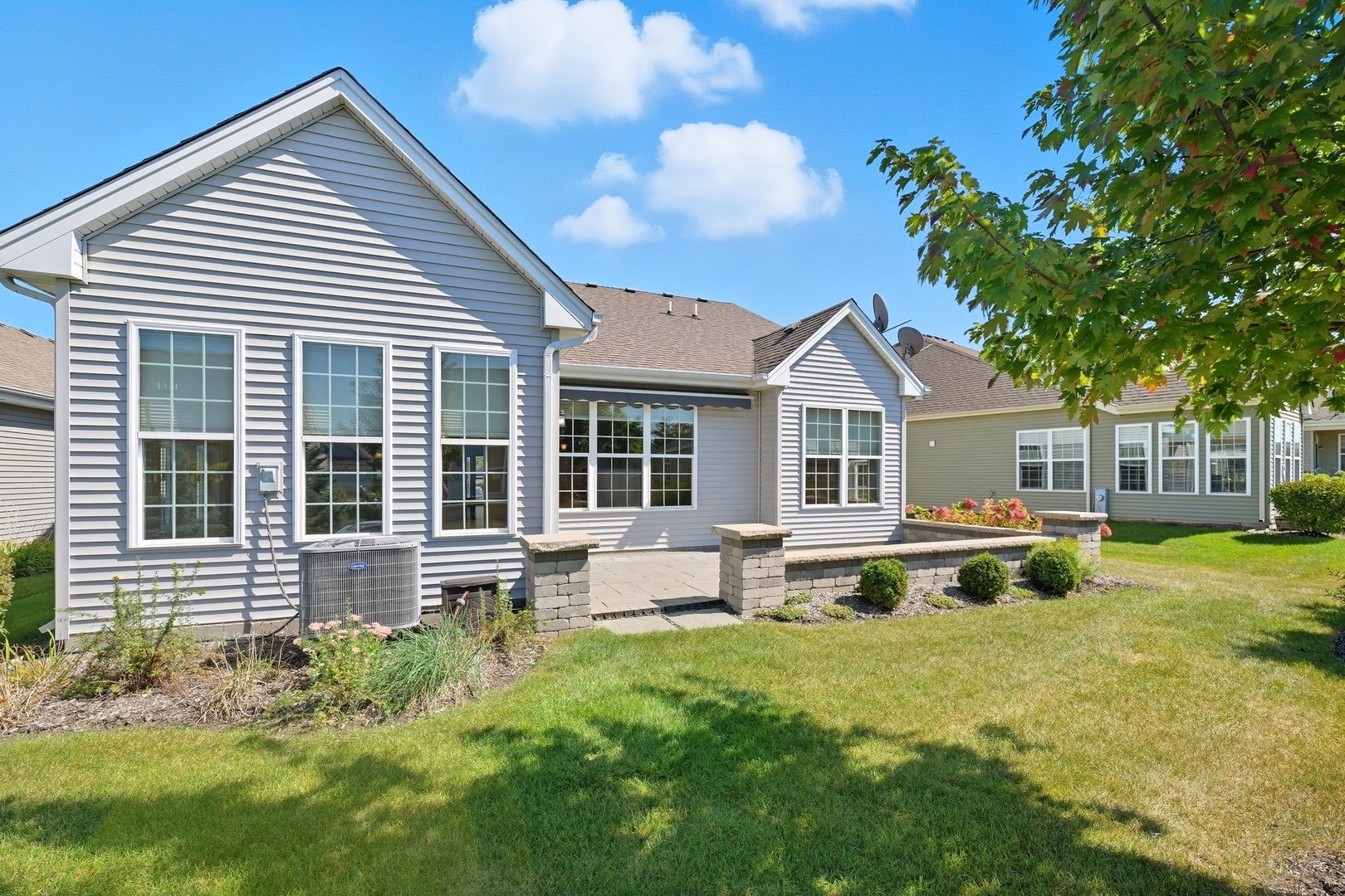 2615 Cranbrook Street, Naperville, IL 60564