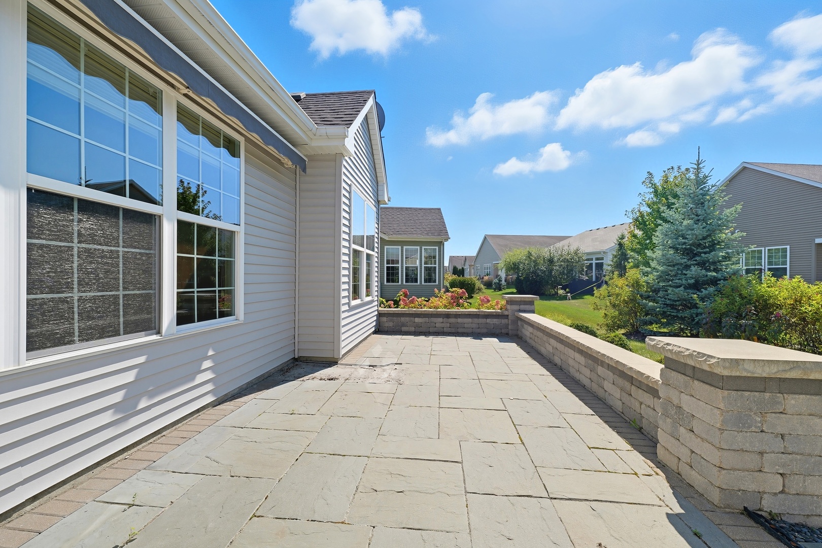 2615 Cranbrook Street, Naperville, IL 60564