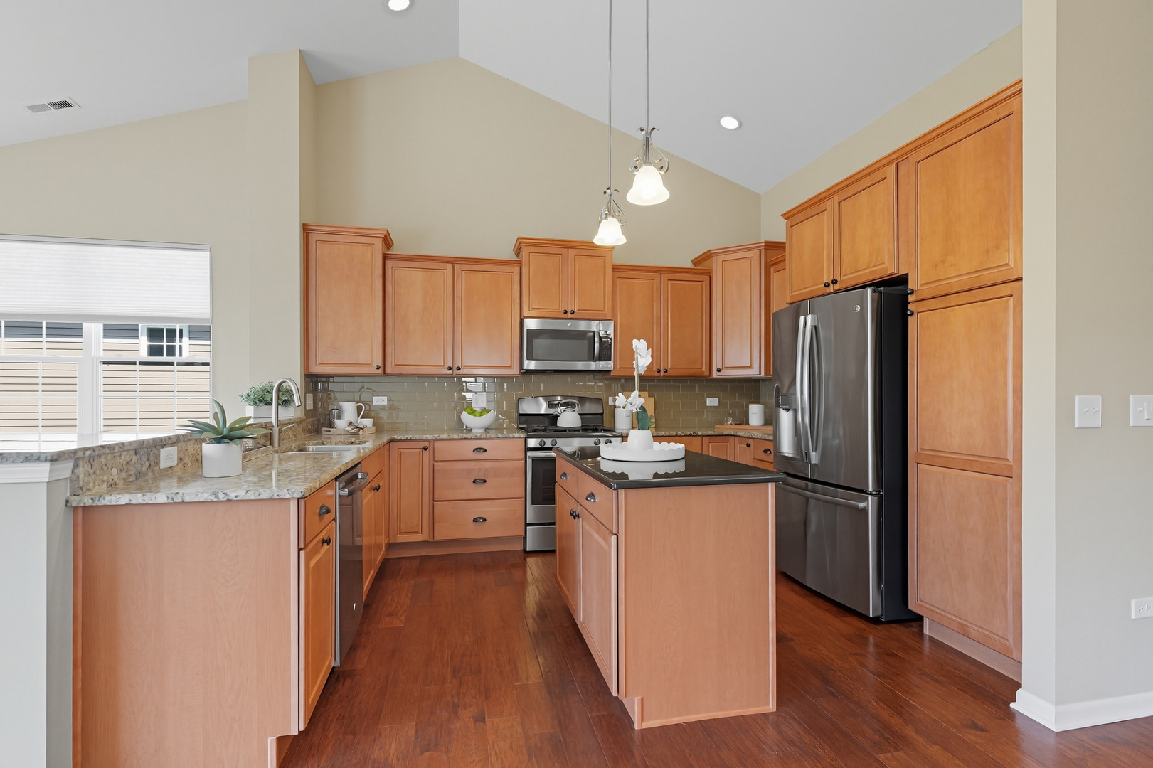 2615 Cranbrook Street, Naperville, IL 60564