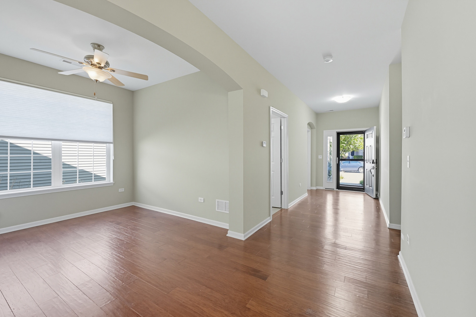 2615 Cranbrook Street, Naperville, IL 60564