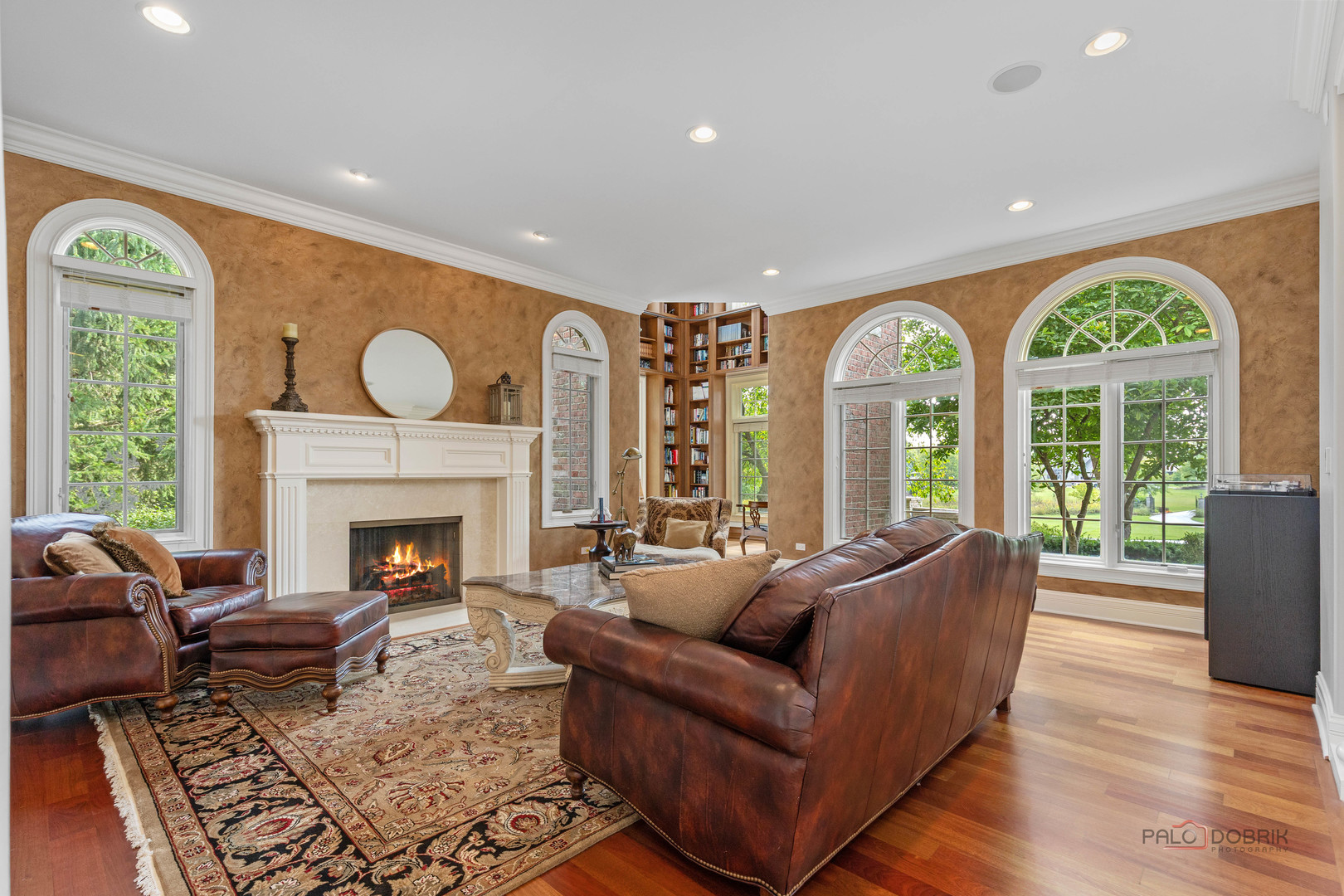 5 Jennifer Court, Barrington, IL 60010