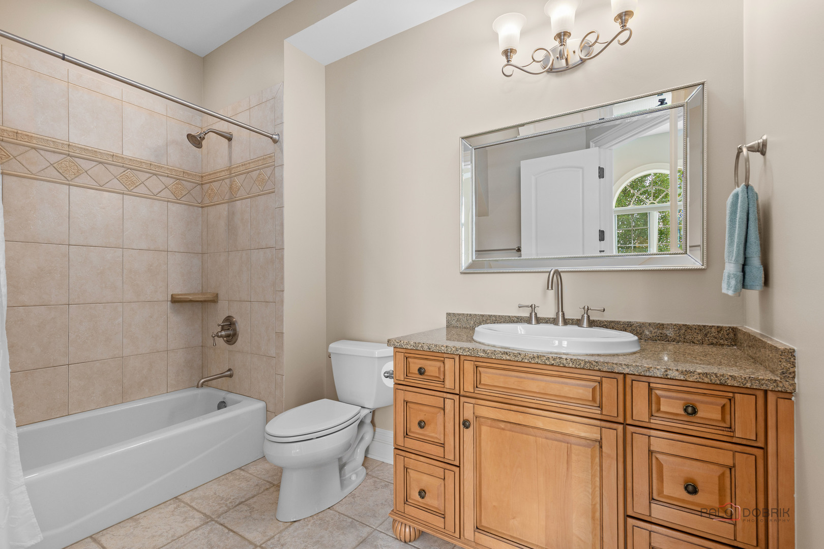 5 Jennifer Court, Barrington, IL 60010