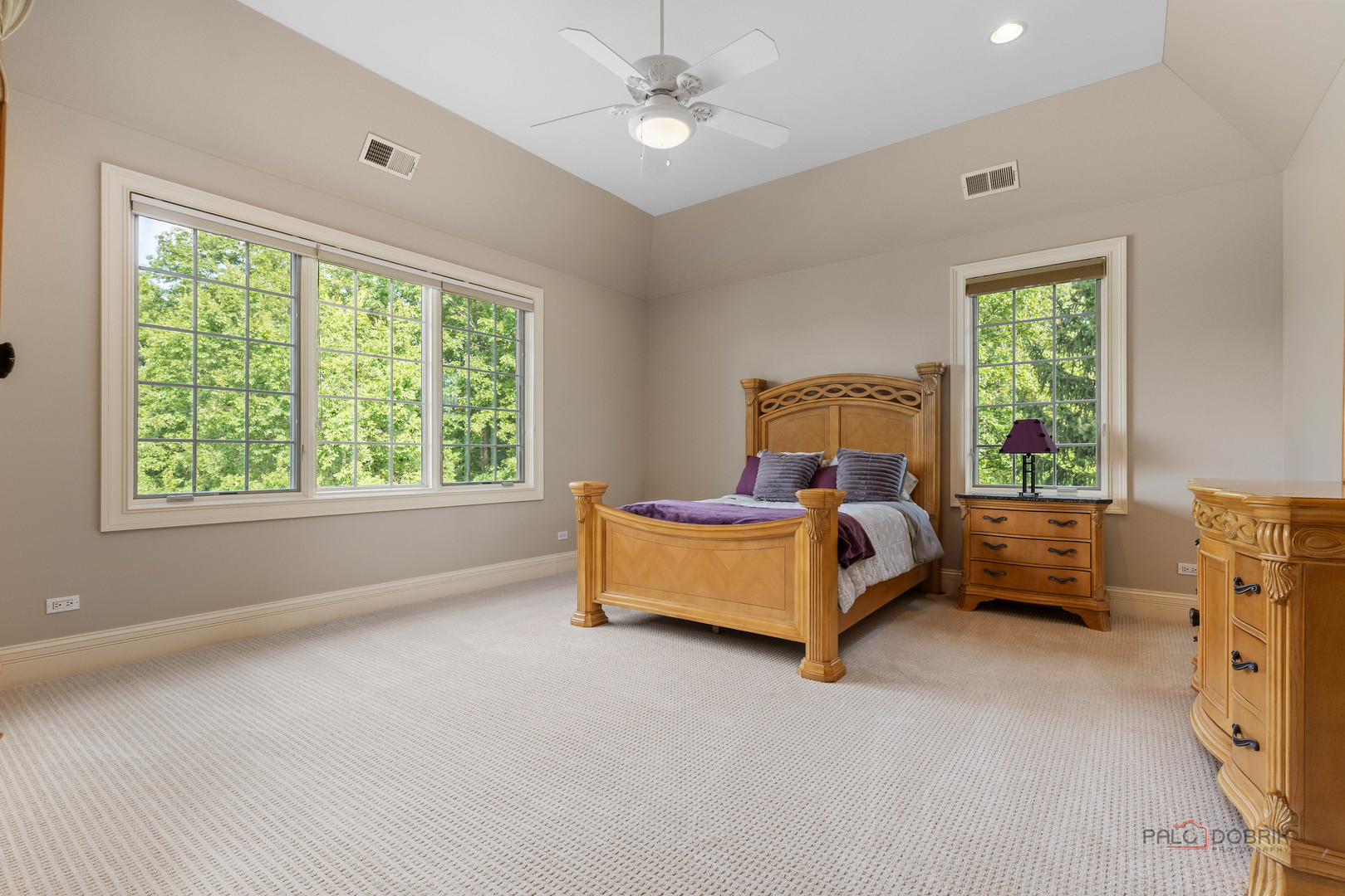 5 Jennifer Court, Barrington, IL 60010