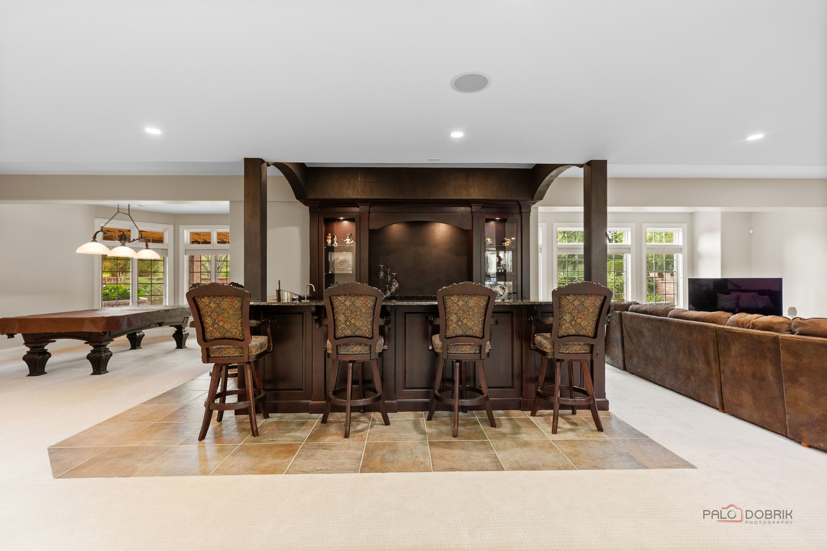 5 Jennifer Court, Barrington, IL 60010