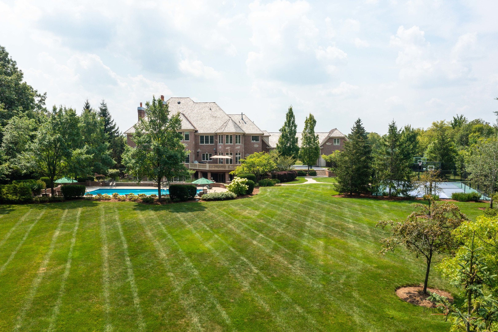 5 Jennifer Court, Barrington, IL 60010