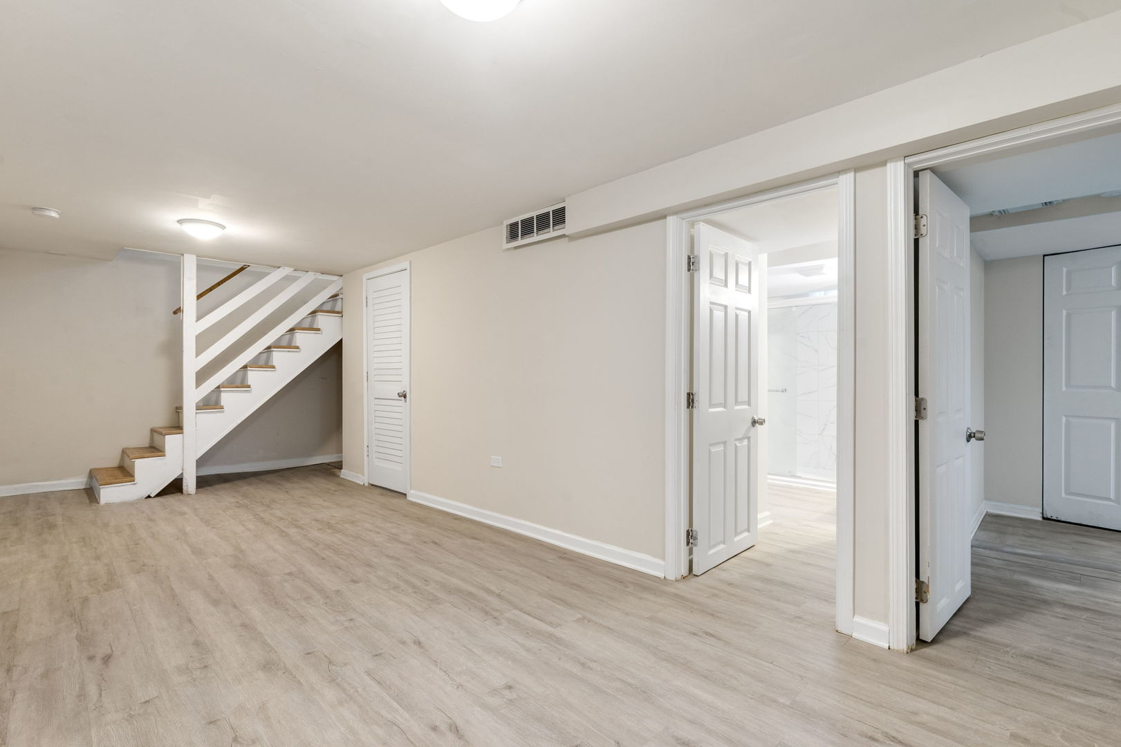 201 W Potomac Avenue, Lombard, IL 60148