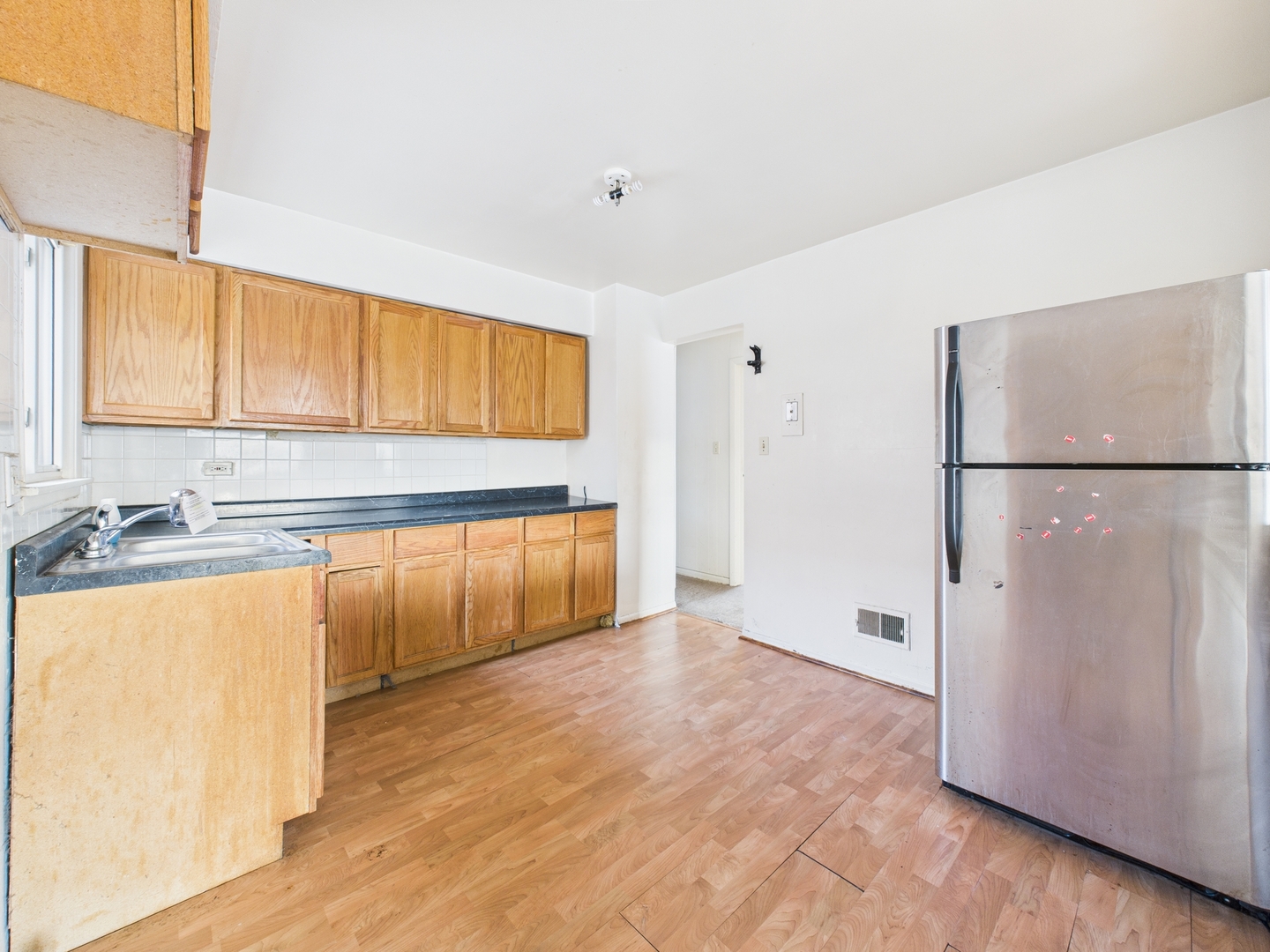 235 32nd Avenue, Bellwood, IL 60104