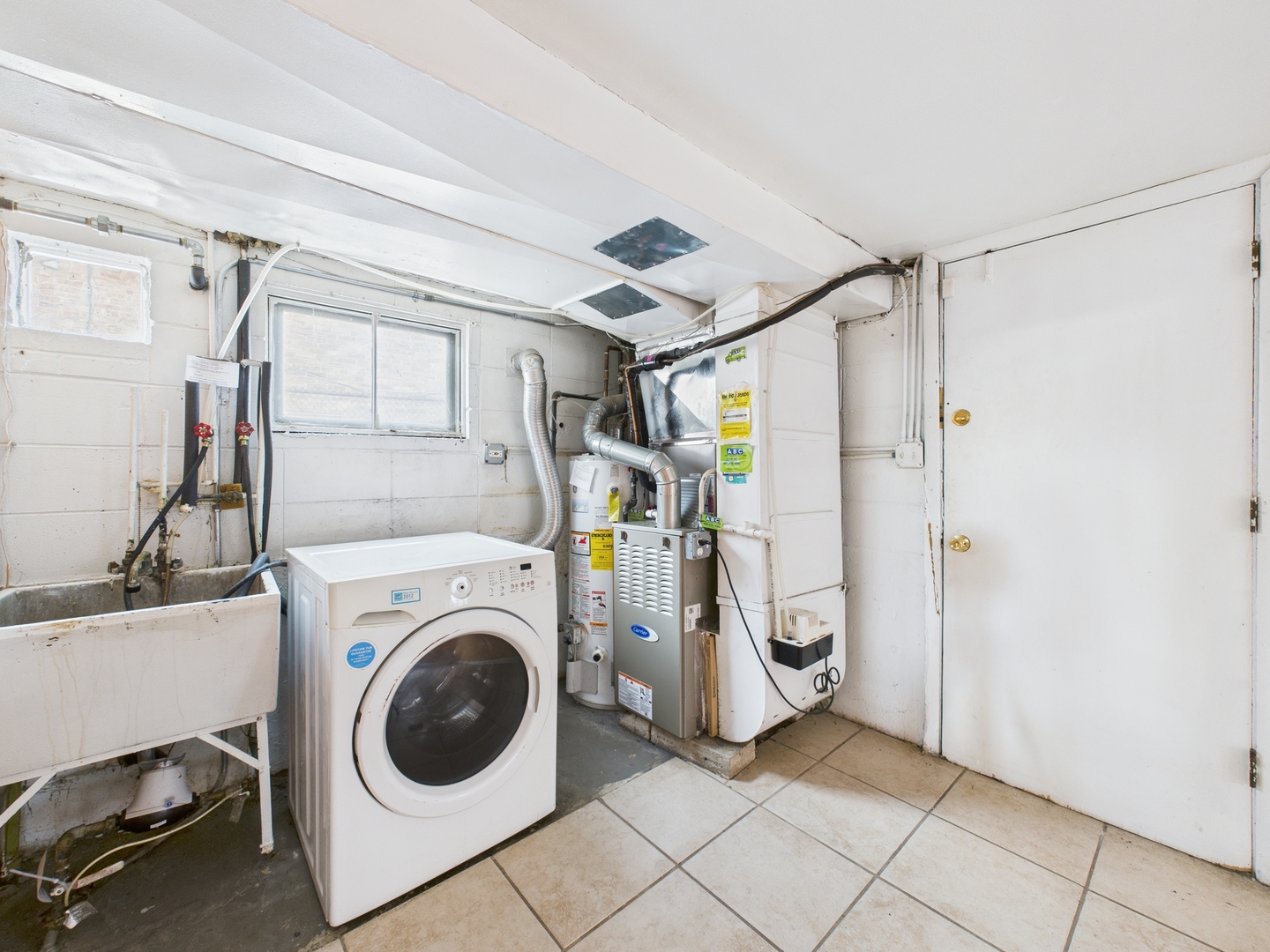 235 32nd Avenue, Bellwood, IL 60104